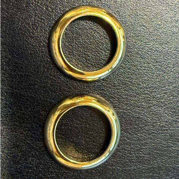 ✨ Jenny Bird Stackable Enamel & Gold Rings ✨ - Picture 4 of 5